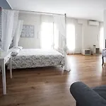 Le Dimore Del Borgo Lägenhetshotell Lucca