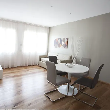 Le Dimore Del Borgo Apartahotel 4*