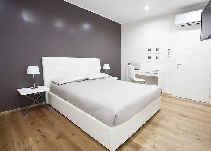 Aparthotel Le Dimore Del Borgo 4*
