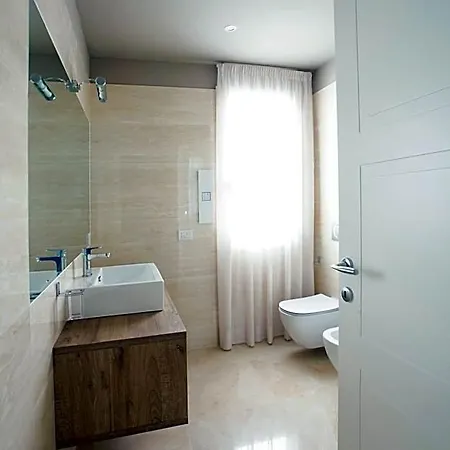Aparthotel Le Dimore Del Borgo 4*