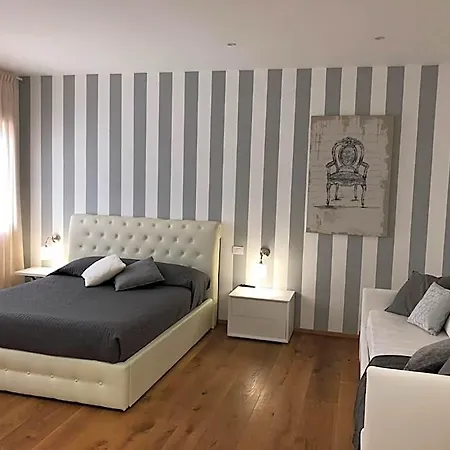 Apart-hotel Le Dimore Del Borgo