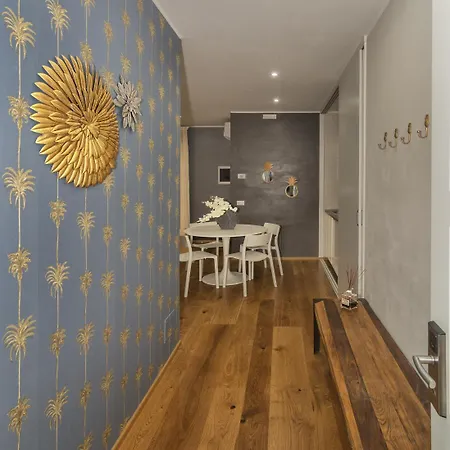 Le Dimore Del Borgo Aparthotel 3*