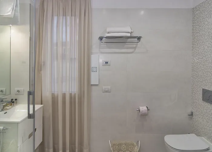 Le Dimore Del Borgo Aparthotel Lucca