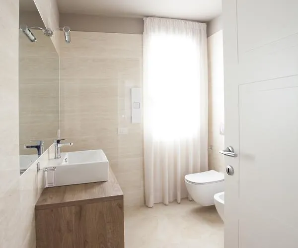 Aparthotel Le Dimore Del Borgo 4*