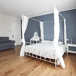Апарт-отель Le Dimore Del Borgo 4*